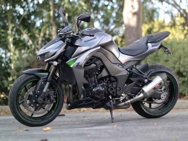 Carenagens Moto Kawasaki Z400 2018-2024 - Cinzento