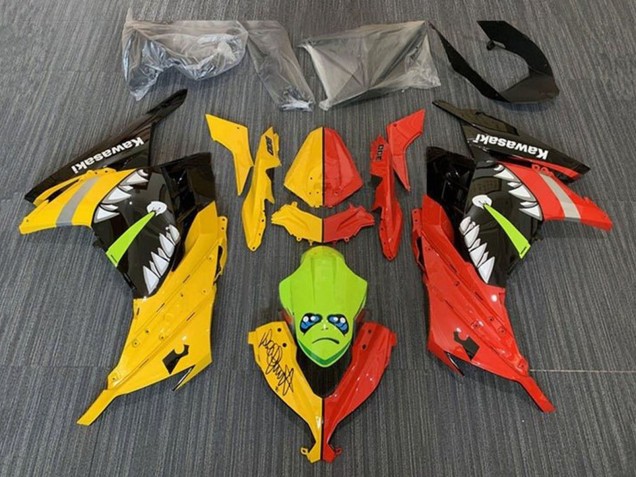 Carenagens Moto Kawasaki EX300 2013-2024 - Amarelo Vermelho Verde Tubarão