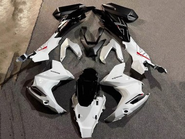 Carenagem Moto Honda ADV160 2022-2024 - Branco Preto Brilhante