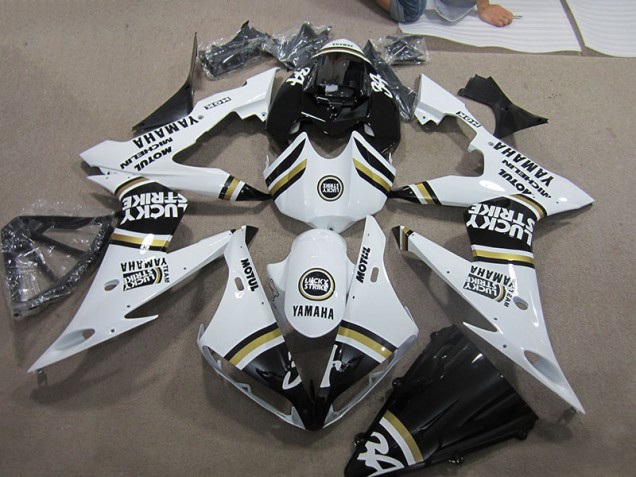 Preto Branco Lucky Strike Carenagem Yamaha R1 2004-2006 Preto Branco Lucky Strike Carenagem Yamaha R1 2004-2006